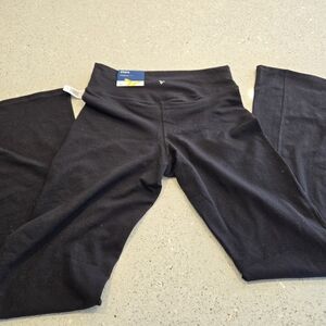 NWT Old Navy Flare Black Leggings; size XL